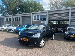 Zwart Gebruikt 2014 Mitsubishi Space Star Intense Hatchback | € 8.745 (Eerlijke prijs)