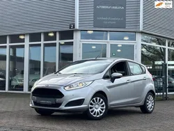 Grijs, metallic lak Gebruikt 2017 Ford Fiesta Hatchback | € 7.450 (Super prijs)