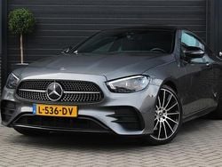 Grijs Gebruikt 2021 Mercedes E200 AMG line Coupé | € 46.495 (Eerlijke prijs)