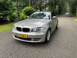 Grijs, metallic lak Gebruikt 2008 BMW 120 Cabriolet Cabriolet | € 7.995 (Eerlijke prijs)