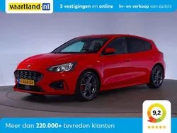 Rood Gebruikt 2020 Ford Focus ST-Line Hatchback | € 12.445 (Eerlijke prijs)