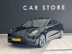 Zwart Gebruikt 2020 Tesla Model 3 Standard Range Sedan | € 18.845 (Eerlijke prijs)