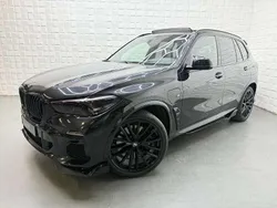 Zwart, metallic lak Gebruikt 2020 BMW X5 M Sport SUV | € 58.499 (Iets duurder)