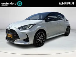 Wit Gebruikt 2024 Toyota Yaris Sport Hatchback | € 28.945 (Eerlijke prijs)
