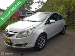 Grijs Gebruikt 2010 Opel Corsa Edition Hatchback | € 5.449 (Iets duurder)