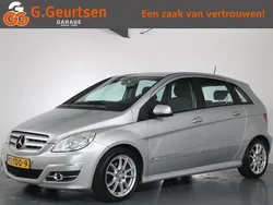 Grijs, metallic lak Gebruikt 2011 Mercedes B160 Business MPV | € 7.250 (Eerlijke prijs)