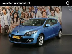 Licht blauw metallic Gebruikt 2013 Renault Mégane III Collection Hatchback | € 9.250 (Iets duurder)