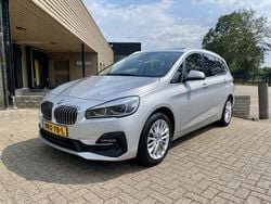 Grijs Gebruikt 2021 BMW 220 Executive Stationwagen | € 29.945 (Eerlijke prijs)