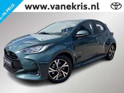 Groen Nieuw 2025 Toyota Yaris Hybrid Comfort Hatchback | € 31.730 (Eerlijke prijs)