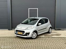 Grijs Gebruikt 2014 Peugeot 107 Active Hatchback | € 3.950 (Eerlijke prijs)