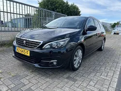 Zwart Gebruikt 2018 Peugeot 308 Stationwagen | € 7.999 (Goede deal)