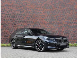 Blauw Gebruikt 2024 BMW 530 Stationwagen | € 79.950