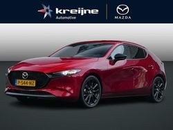 Rood Gebruikt 2022 Mazda 3 Sportive Hatchback | € 25.925 (Eerlijke prijs)