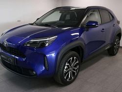 Blauw, metallic lak Nieuw 2025 Toyota Yaris Cross Edition SUV | € 31.949 (Eerlijke prijs)