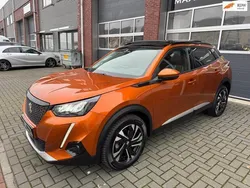 Oranje Gebruikt 2020 Peugeot 2008 Allure SUV | € 17.950 (Goede deal)