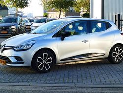 Grijs Gebruikt 2019 Renault Clio IV Intens Hatchback | € 13.944 (Iets duurder)