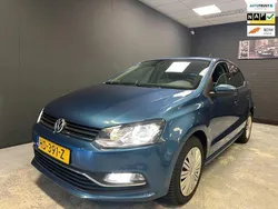 Blauw Gebruikt 2015 VW Polo Hatchback | € 8.999 (Goede deal)
