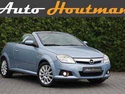 Blauw, metallic lak Gebruikt 2005 Opel Tigra Cosmo Cabriolet | € 2.740 (Eerlijke prijs)