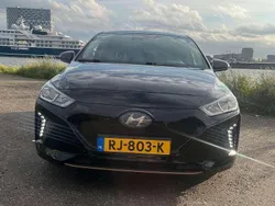 Zwart Gebruikt 2017 Hyundai Ioniq Premium Sedan | € 9.300 (Eerlijke prijs)