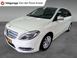 Wit Gebruikt 2013 Mercedes B200 Ambition MPV | € 15.795 (Eerlijke prijs)
