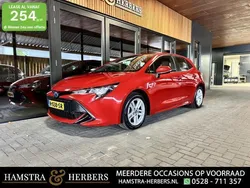 Rood Gebruikt 2020 Toyota Corolla Business Edition Hatchback | € 18.995 (Eerlijke prijs)