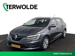 Gris titanium (donker grijs) Gebruikt 2021 Renault Mégane IV Business Stationwagen | € 19.445 (Eerlijke prijs)