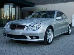 Zilver Gebruikt 2002 Mercedes E55 AMG AMG Sedan | € 33.450