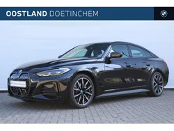 Zwart Gebruikt 2024 BMW i4 Comfort Edition Sedan | € 46.850 (Eerlijke prijs)
