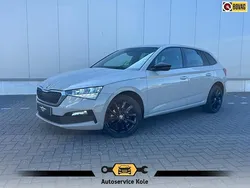 Grijs Gebruikt 2022 Skoda Scala Business Line Hatchback | € 14.740 (Eerlijke prijs)