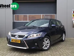 Blauw Gebruikt 2017 Lexus CT200h Business Edition Hatchback | € 16.995 (Eerlijke prijs)