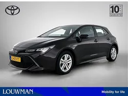 Bruin, metallic lak Gebruikt 2021 Toyota Corolla Active Hatchback | € 22.950 (Eerlijke prijs)