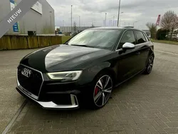 Zwart Gebruikt 2020 Audi RS3 Comfort Hatchback | € 39.990