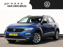 Blauw Gebruikt 2021 VW T-Roc Style SUV | € 24.900 (Goede deal)