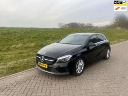 Zwart Gebruikt 2017 Mercedes A180 Edition Hatchback | € 13.450