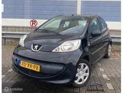 Zwart Gebruikt 2007 Peugeot 107 Hatchback | € 1.750 (Eerlijke prijs)
