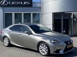 Lexus IS300h