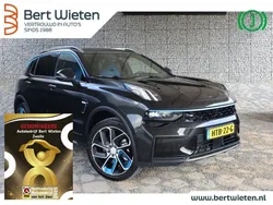 Zwart Gebruikt 2023 Lynk & Co 01 SUV | € 28.495 (Eerlijke prijs)