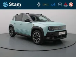Blauw, metallic lak Gebruikt 2025 Renault 4 E-Tech Iconic SUV | € 38.990