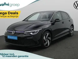 Zwart, metallic lak Gebruikt 2022 VW Golf VIII GTE Hatchback | € 30.900 (Iets duurder)