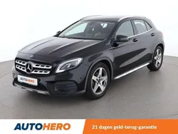 Zwart Gebruikt 2018 Mercedes GLA180 AMG line SUV | € 24.149 (Eerlijke prijs)