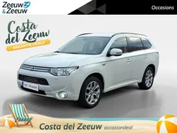 Wit Gebruikt 2015 Mitsubishi Outlander Intense+ SUV | € 14.995 (Eerlijke prijs)