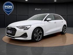 Wit Gebruikt 2025 Audi A3 Sportback e-tron Advanced Hatchback | € 42.950 (Duur)