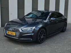 Grijs Gebruikt 2017 Audi A5 Coupé | € 21.750 (Iets duurder)