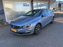 Blauw Gebruikt 2017 Volvo V60 Dynamic Stationwagen | € 14.850 (Goede deal)