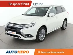 Wit Gebruikt 2019 Mitsubishi Outlander P-HEV SUV | € 19.149 (Super prijs)