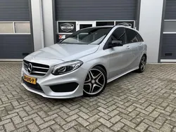 Grijs, metallic lak Gebruikt 2015 Mercedes B180 Ambition MPV | € 16.945 (Eerlijke prijs)