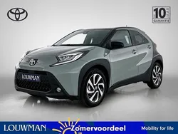 Groen metallic Nieuw 2025 Toyota Aygo Pulse Hatchback | € 22.090 (Eerlijke prijs)
