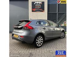 Grijs Gebruikt 2015 Volvo V40 Stationwagen | € 12.999 (Eerlijke prijs)
