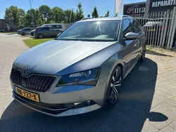 Grijs Gebruikt 2015 Skoda Superb Business Line Stationwagen | € 11.750 (Duur)