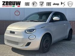 Grijs Nieuw 2025 Fiat 500e Hatchback | € 36.900